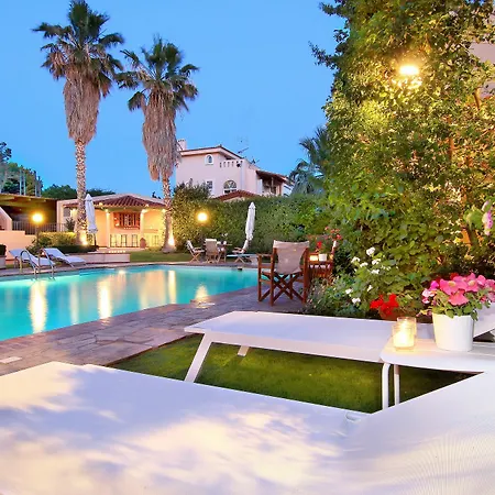 Oasis Pool House By Ghh